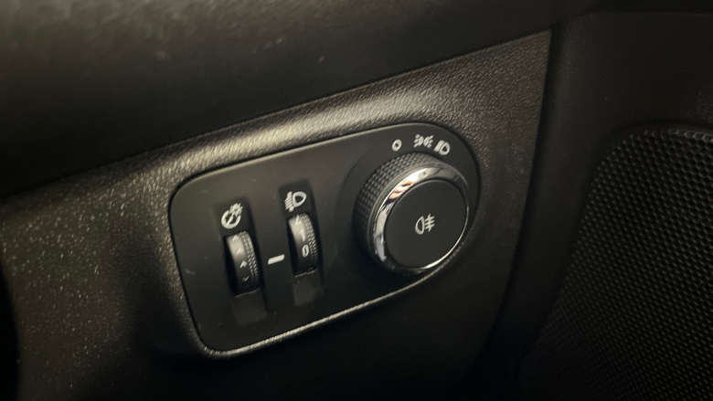 Vauxhall Adam 1.2i Griffin 3dr Petrol Hatchback